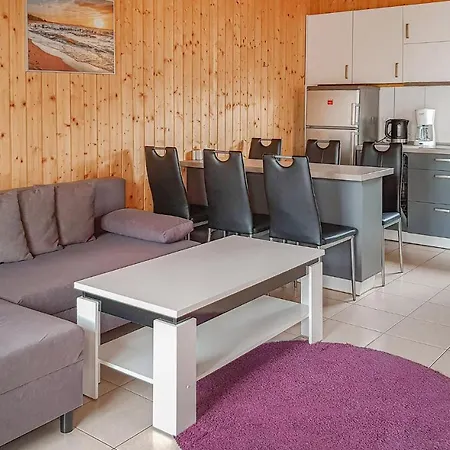 2 Bedroom Beautiful In Sianozety
